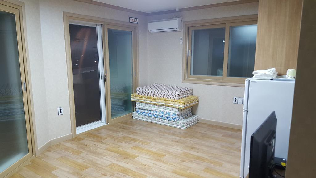 The 1St Andong Hostel מראה חיצוני תמונה